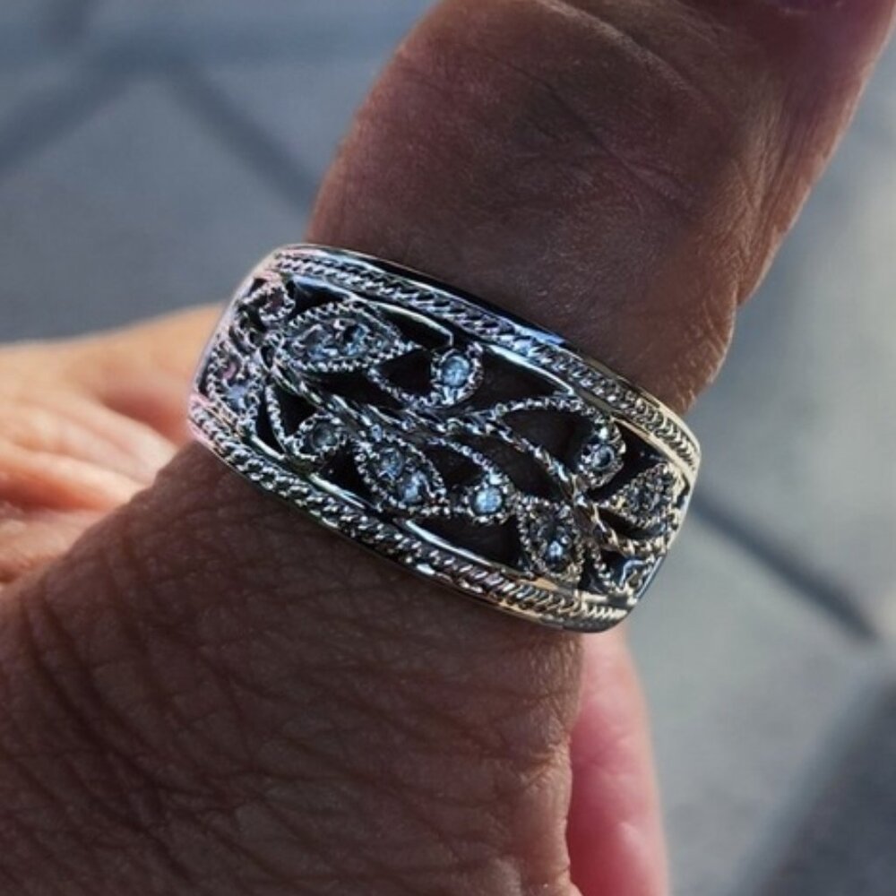 RSC Silver Filigree Vine Floral Crystal Openwork Band Dome Ring